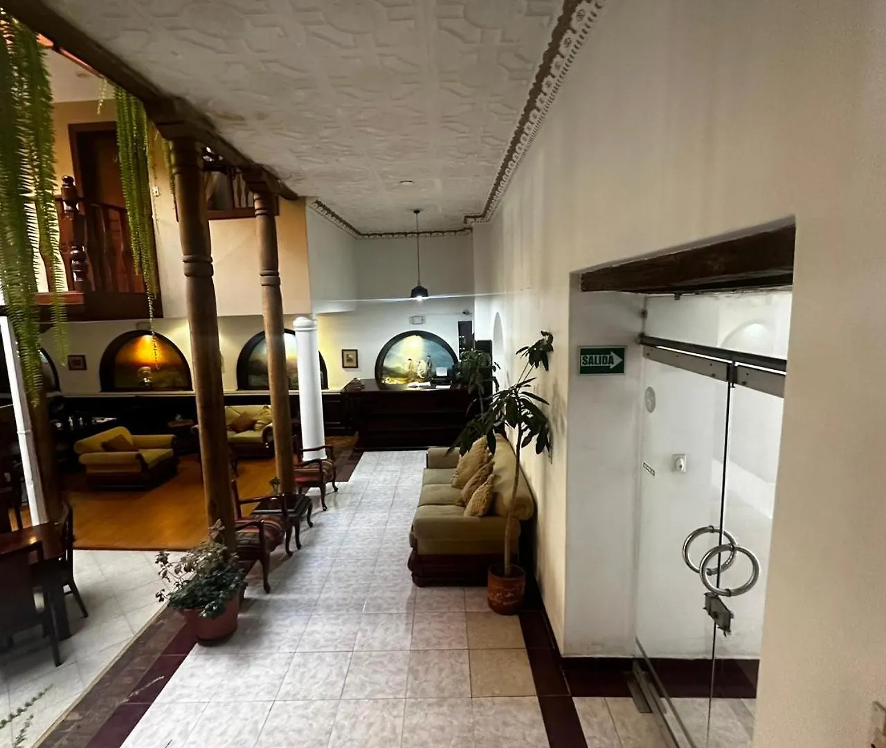 Hotel Coronel Cuenca