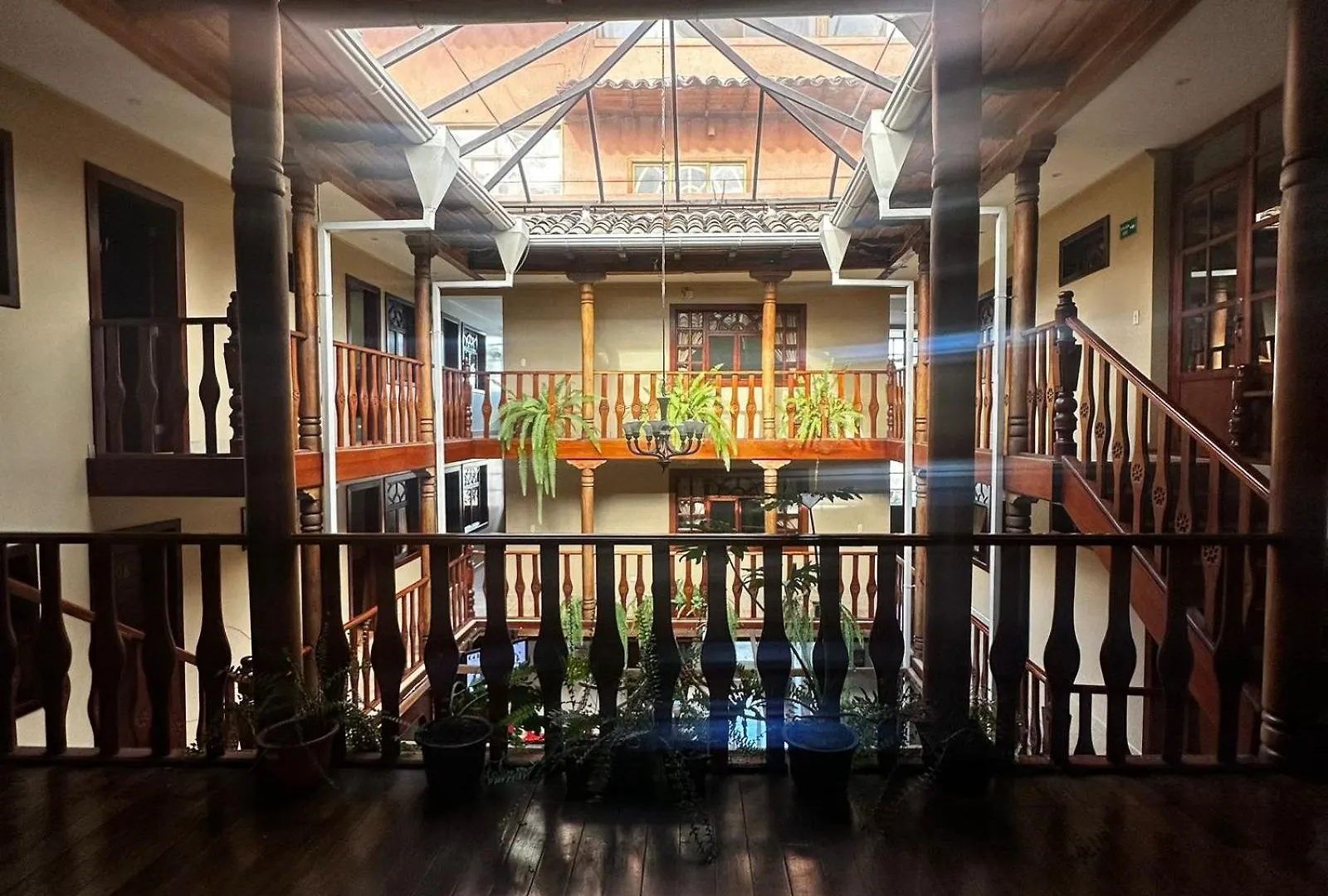 Hotel Coronel Cuenca